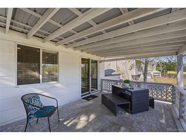 21642 E Alamo Pl, Centennial, CO 80015