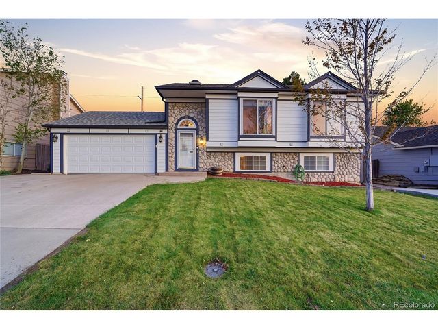 21642 E Alamo Pl, Centennial, CO 80015