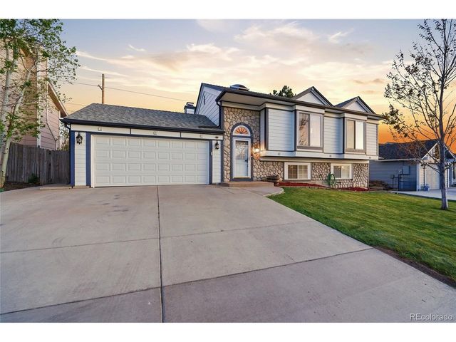 21642 E Alamo Pl, Centennial, CO 80015