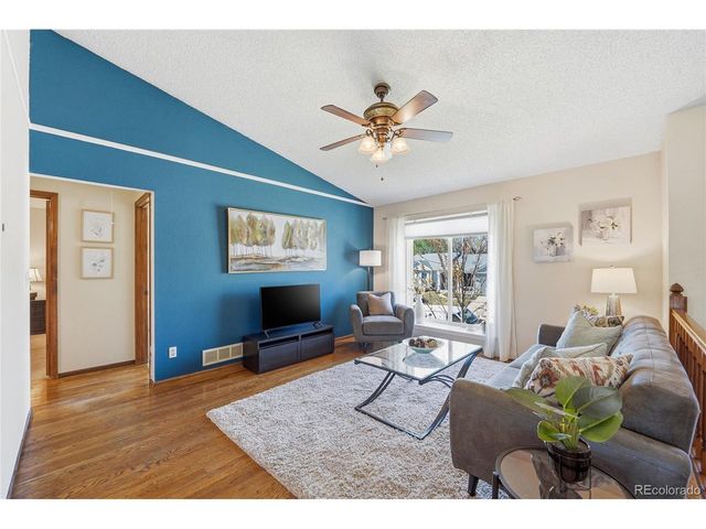 21642 E Alamo Pl, Centennial, CO 80015