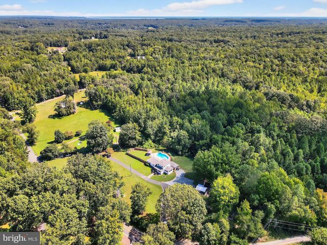1352 BROOKE RD, Fredericksburg, VA 22405