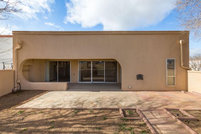 500 Western Drive, Rio Communities, NM 87002