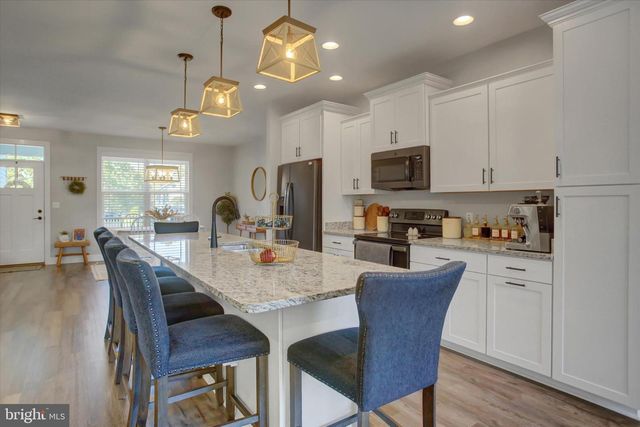 281 TOMS LN, Greencastle, PA 17225