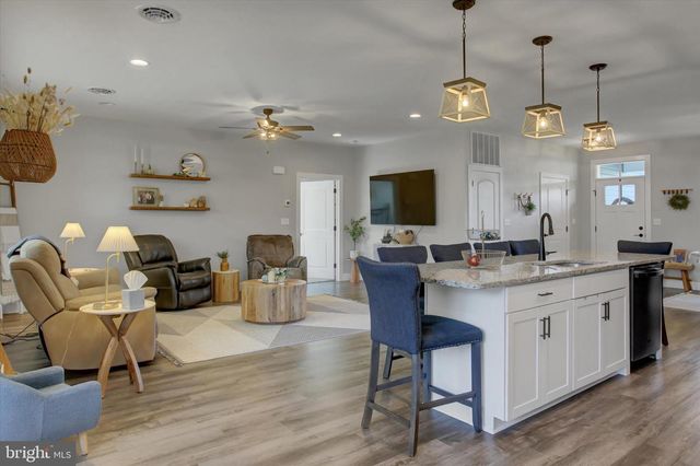 281 TOMS LN, Greencastle, PA 17225