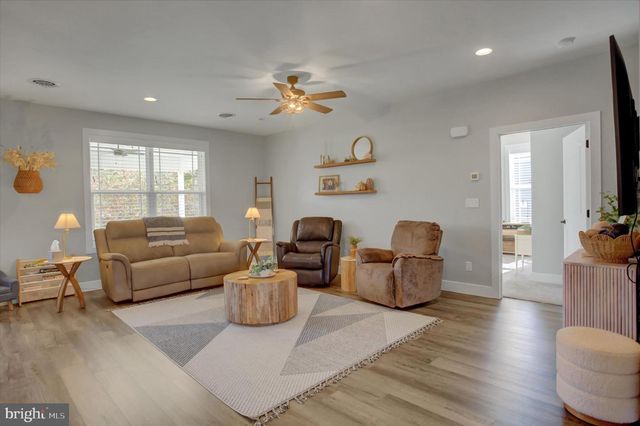 281 TOMS LN, Greencastle, PA 17225