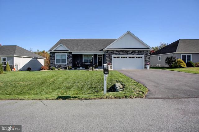 281 TOMS LN, Greencastle, PA 17225