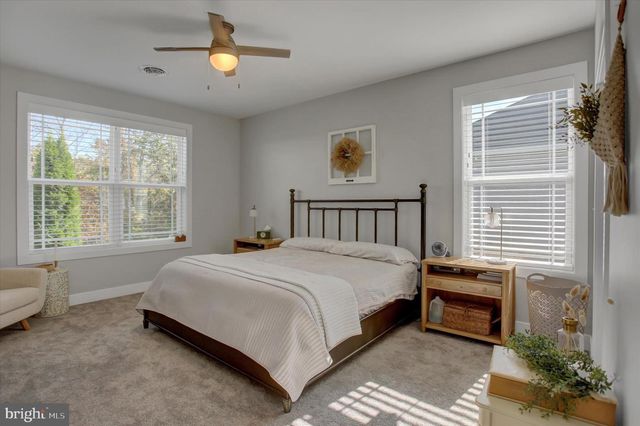 281 TOMS LN, Greencastle, PA 17225