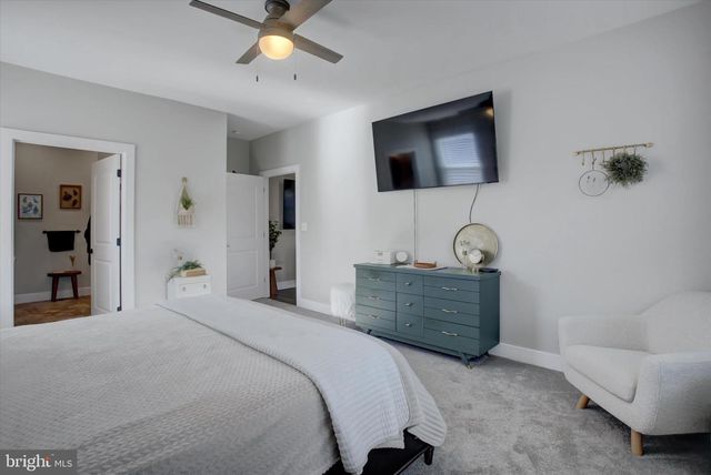 281 TOMS LN, Greencastle, PA 17225