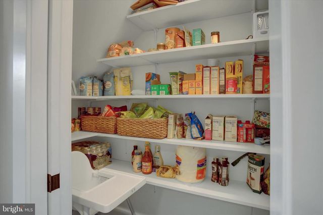 281 TOMS LN, Greencastle, PA 17225