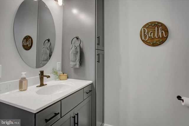 281 TOMS LN, Greencastle, PA 17225