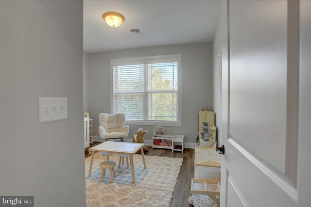 281 TOMS LN, Greencastle, PA 17225