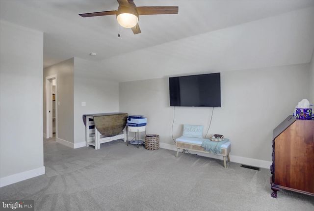 281 TOMS LN, Greencastle, PA 17225