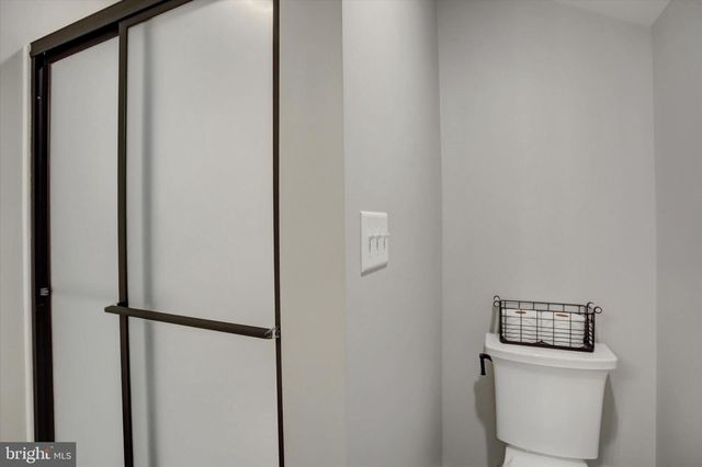 281 TOMS LN, Greencastle, PA 17225