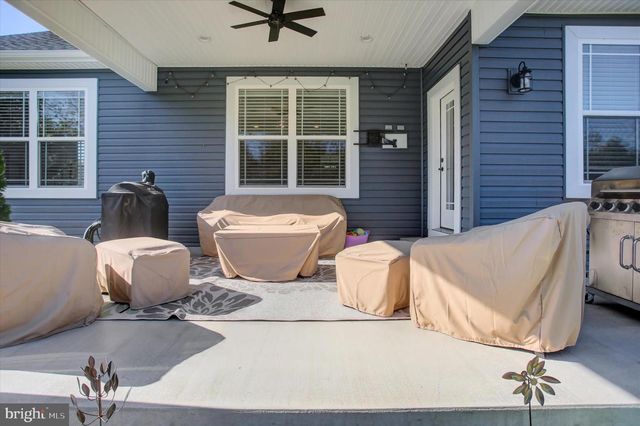 281 TOMS LN, Greencastle, PA 17225