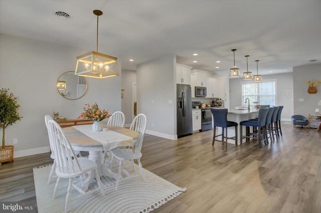 281 TOMS LN, Greencastle, PA 17225