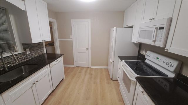 4200 2ND AVENUE N, St Petersburg, FL 33713