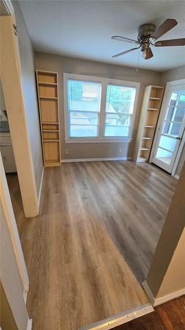 4200 2ND AVENUE N, St Petersburg, FL 33713