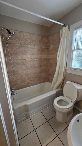 4200 2ND AVENUE N, St Petersburg, FL 33713