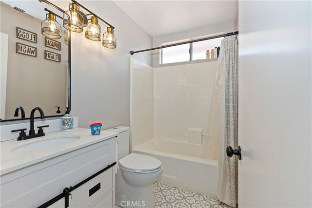 17014 Prospect Avenue, Fontana, CA 92336
