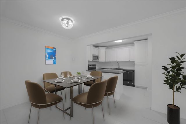 711 Sunny Pine Way B-2, Greenacres, FL 33415