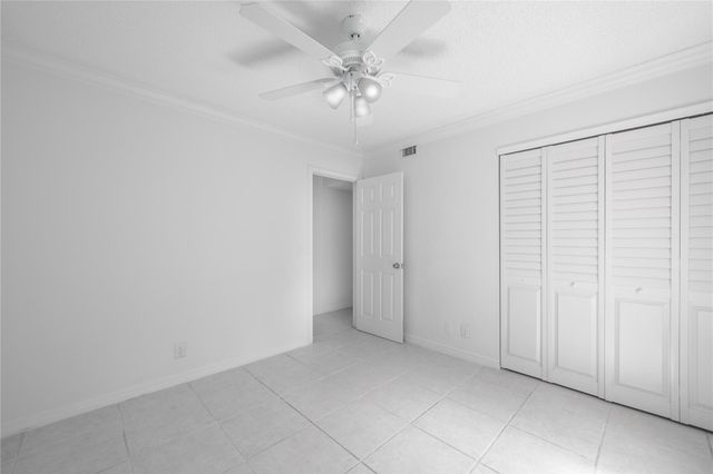 711 Sunny Pine Way B-2, Greenacres, FL 33415