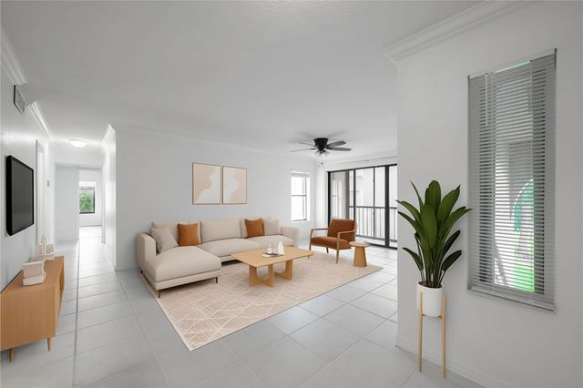 711 Sunny Pine Way B-2, Greenacres, FL 33415