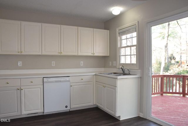 105 Martins Point Place, Cary, NC 27519