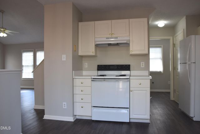 105 Martins Point Place, Cary, NC 27519