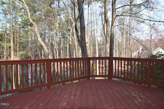 105 Martins Point Place, Cary, NC 27519