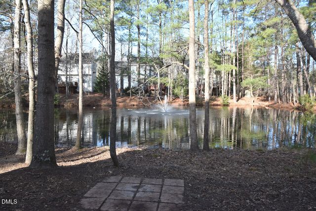 105 Martins Point Place, Cary, NC 27519