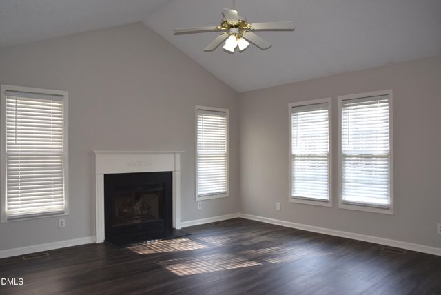 105 Martins Point Place, Cary, NC 27519