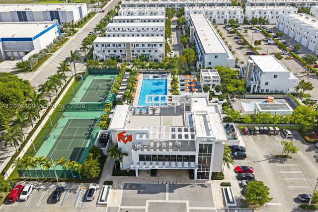 10305 NW 63rd Ter 105, Doral, FL 33178