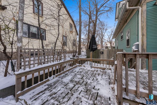 610 S 1st Ave Avenue, Sioux Falls, SD 57104