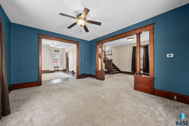 610 S 1st Ave Avenue, Sioux Falls, SD 57104