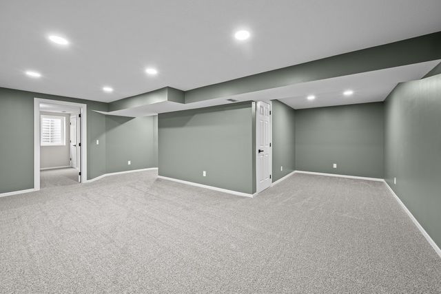 222 S Park View Drive, Park View, IA 52748