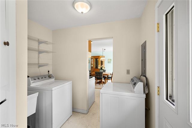 13366 Richards Drive, Strongsville, OH 44149