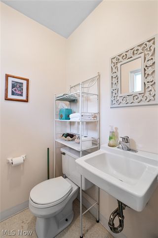 13366 Richards Drive, Strongsville, OH 44149