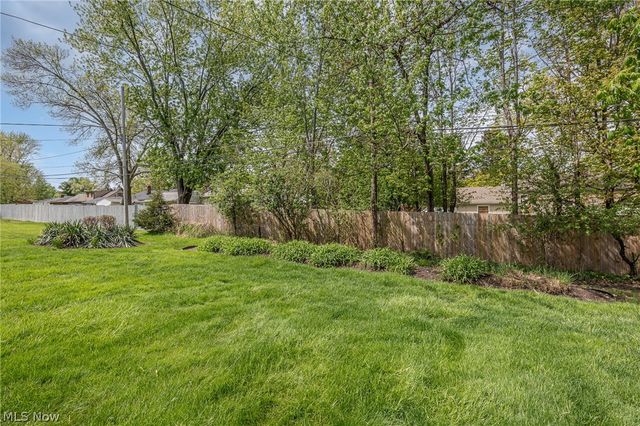 13366 Richards Drive, Strongsville, OH 44149