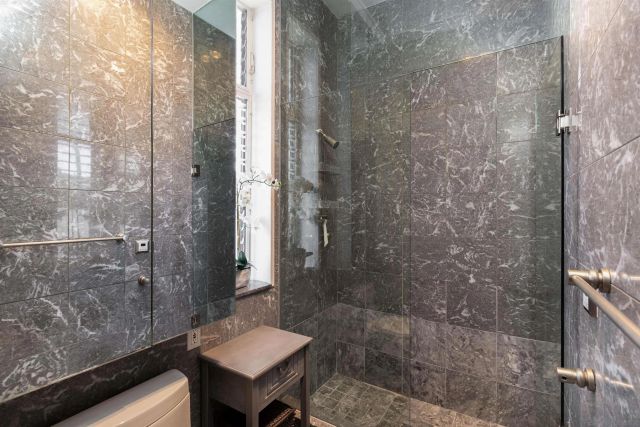 8110 El Paseo Grande 401, La Jolla, CA 92037