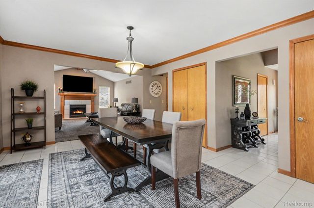 12887 Beechnut Drive, Sterling Heights, MI 48313