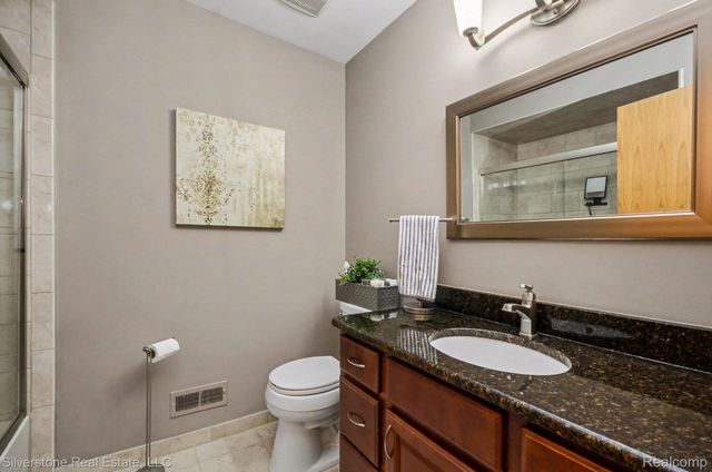 12887 Beechnut Drive, Sterling Heights, MI 48313