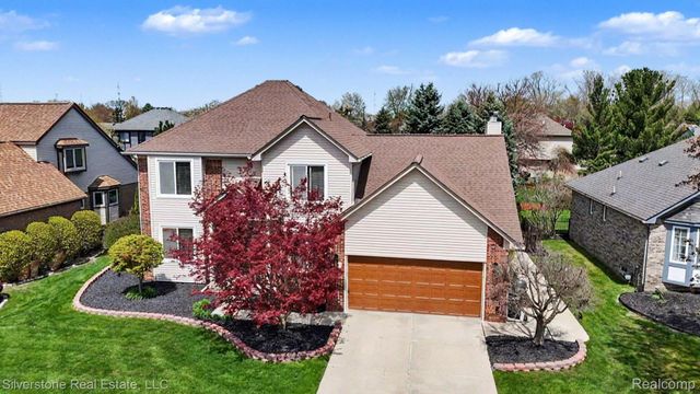 12887 Beechnut Drive, Sterling Heights, MI 48313