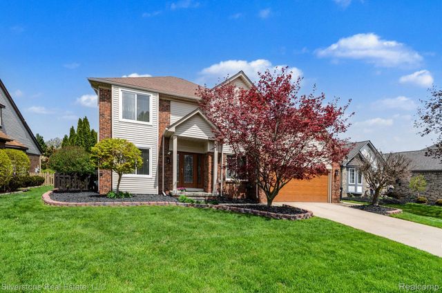 12887 Beechnut Drive, Sterling Heights, MI 48313