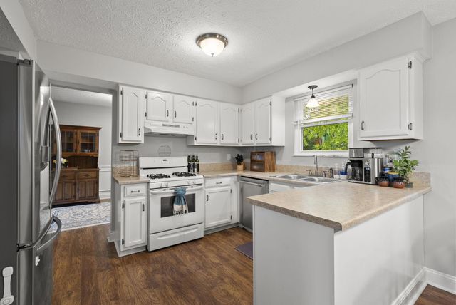 424 Green Meadows Drive W, Powell, OH 43065