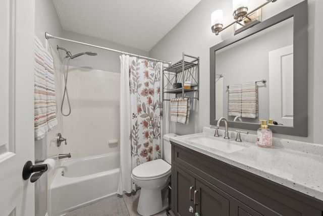 424 Green Meadows Drive W, Powell, OH 43065