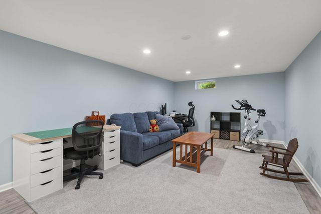 424 Green Meadows Drive W, Powell, OH 43065