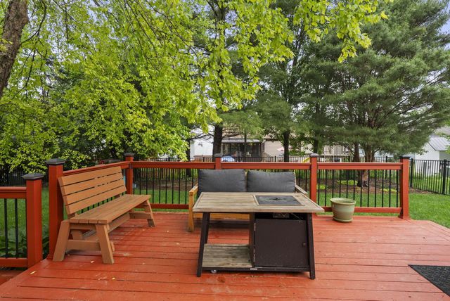 424 Green Meadows Drive W, Powell, OH 43065