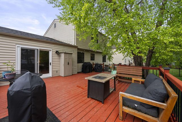 424 Green Meadows Drive W, Powell, OH 43065