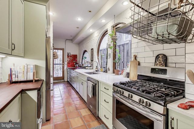 407 A ST NE, Washington, DC 20002