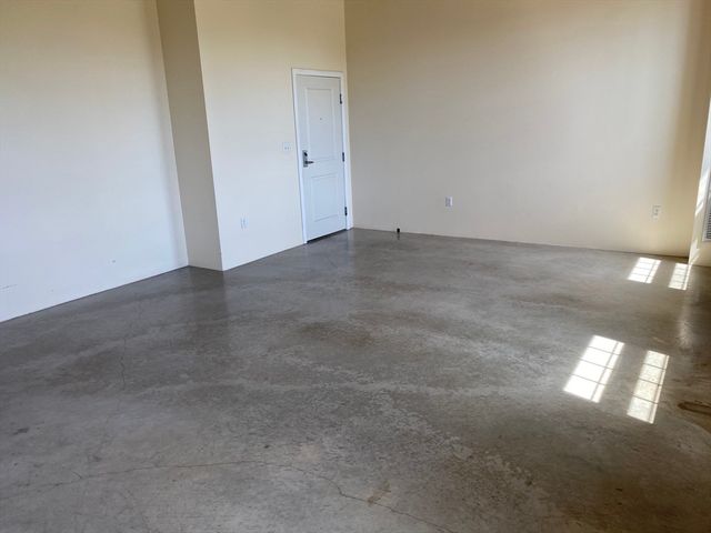 35 Riverwalk Way R315, Lowell, MA 01854